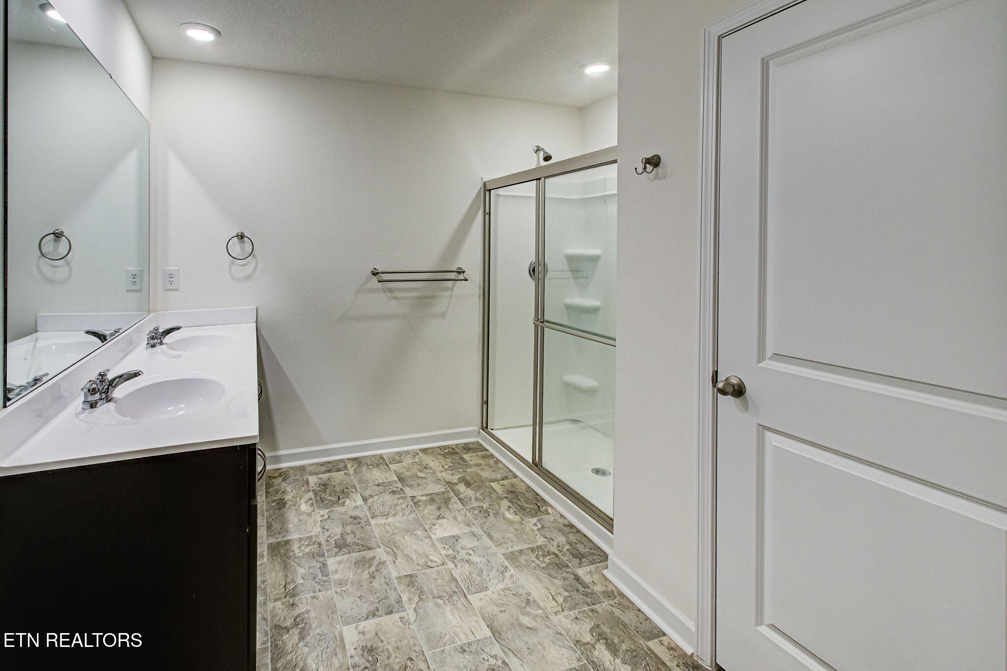 223 Ambernic Way Sweetwater, TN 37874 - Photo 23 of 37 23