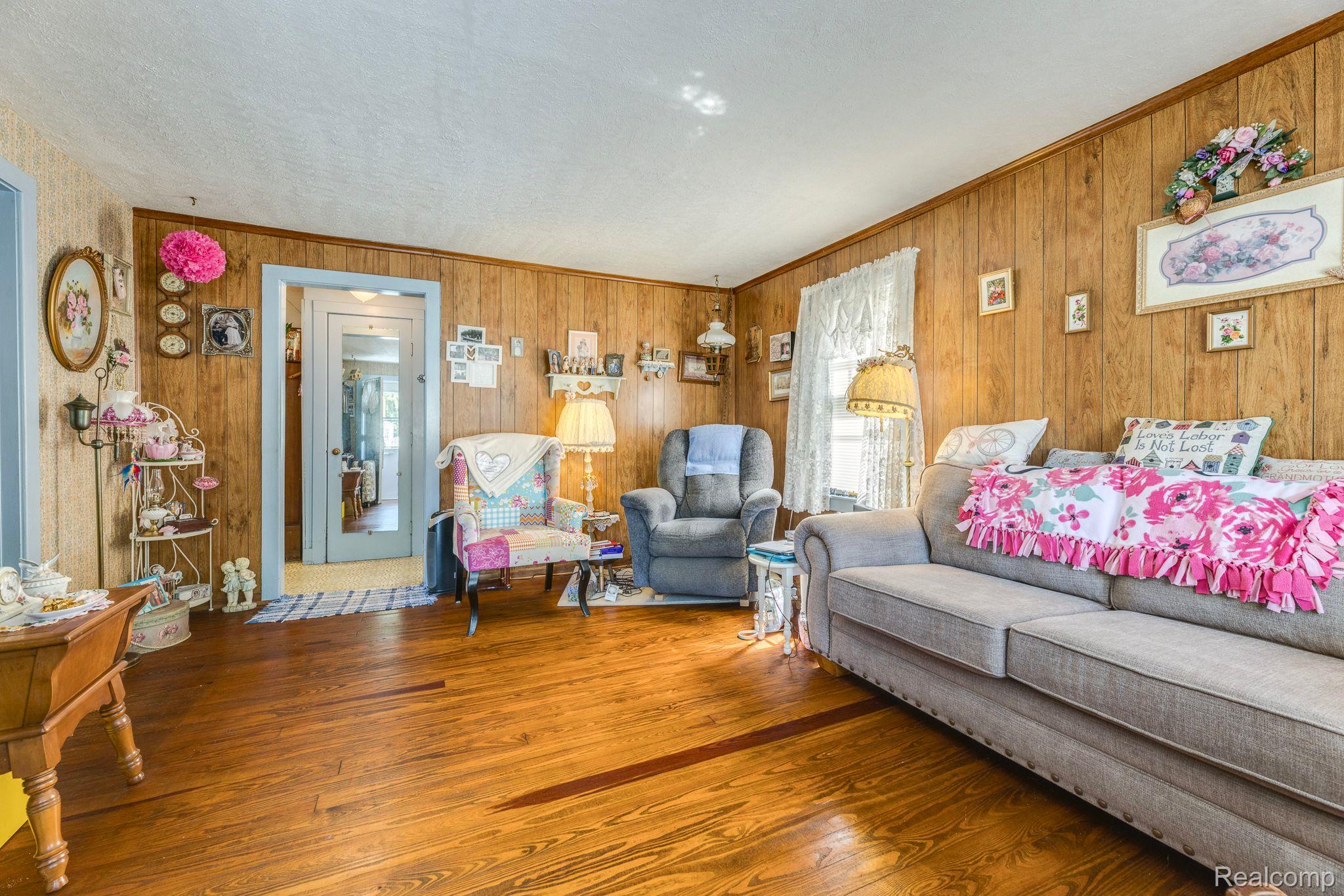 2712 Michigan Road Port Huron, MI 48060 - Photo 10 of 26 Gallery Image 10