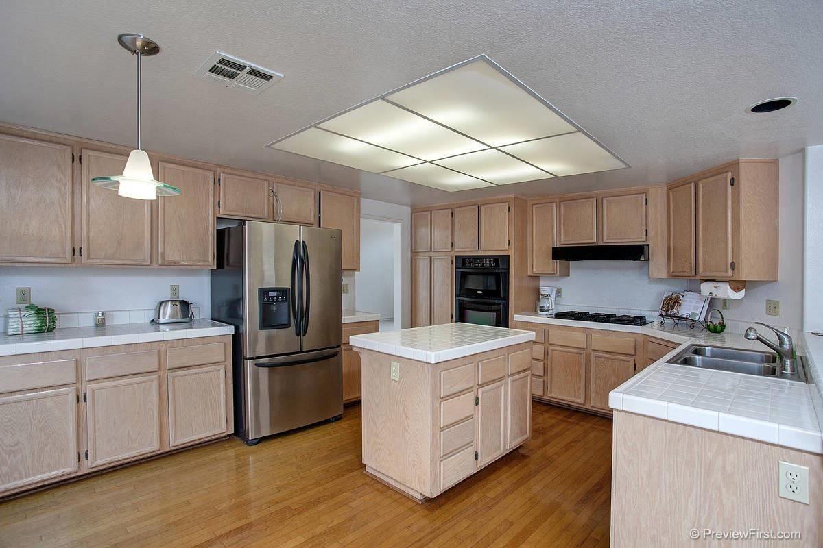 1737 Willowhaven Road Encinitas, CA 92024 - Photo 6 of 18 Gallery Image 6