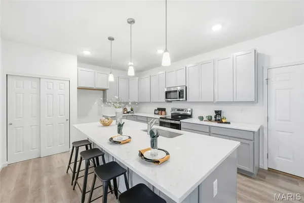 $483,970 | 218 Marais Temps Clair Drive, St. Charles, MO 63301