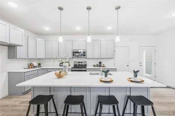 $483,970 | 218 Marais Temps Clair Drive, St. Charles, MO 63301