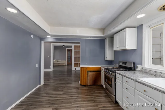 $289,900 | 917 Jefferson Avenue Southeast, Grand Rapids, MI 49507