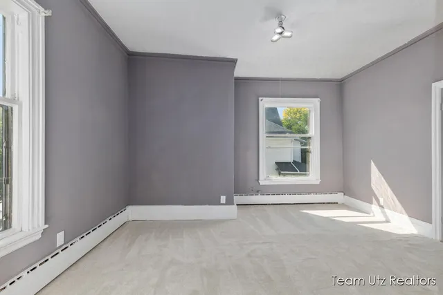 $289,900 | 917 Jefferson Avenue Southeast, Grand Rapids, MI 49507