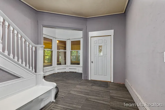 $289,900 | 917 Jefferson Avenue Southeast, Grand Rapids, MI 49507