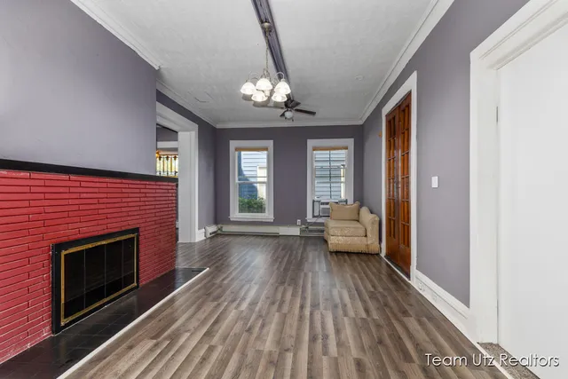 $289,900 | 917 Jefferson Avenue Southeast, Grand Rapids, MI 49507