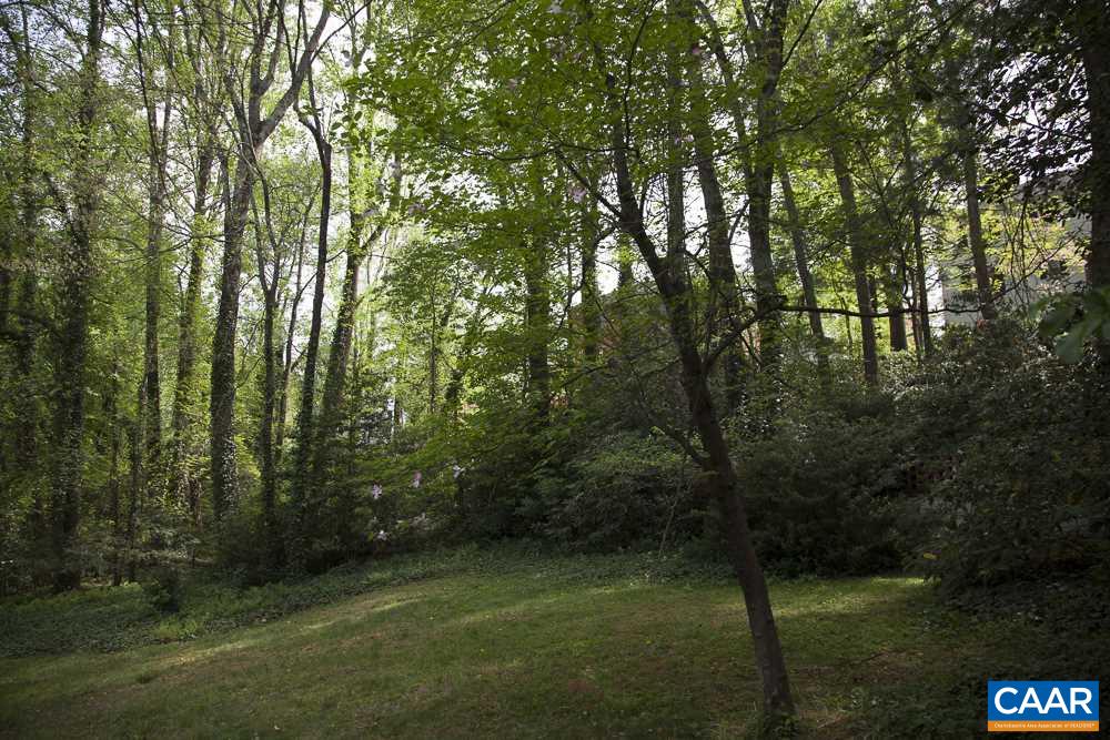 2405 Barracks Road Charlottesville, VA 22901 - Photo 16 of 48
