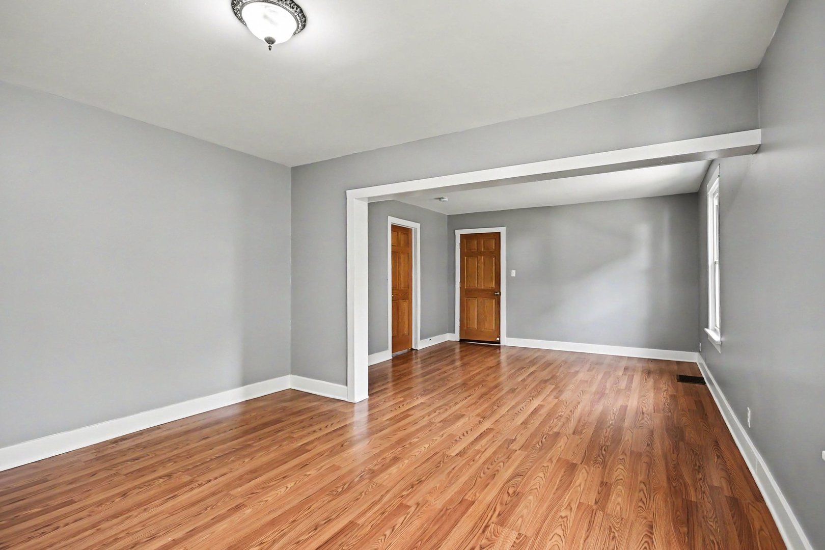 312 North Locust Street Aurora, IL 60506 - Photo 6 of 25