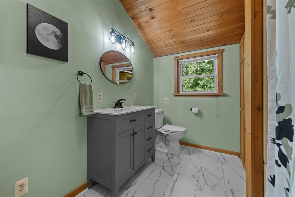 21 Carrier Lane Sutton, MA 01590 - Photo 20 of 42