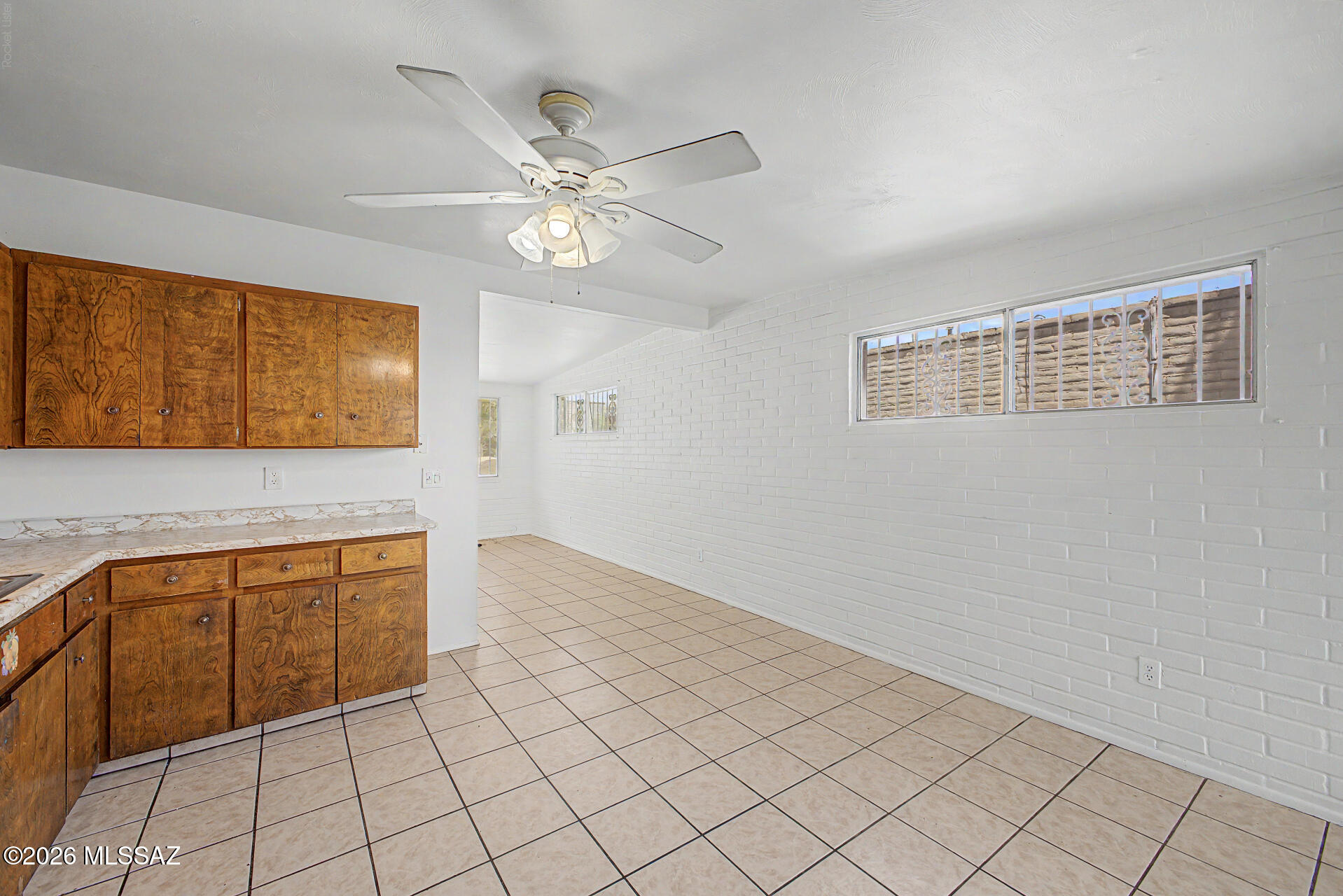 1841 West Caravelle Road Tucson, AZ 85713 - Photo 13 of 24 13 - Caravelle