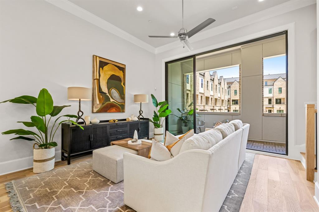 5465 Patterson Court Irving, TX 75039 - Photo 21 of 40 Image of model home with similar floorplan.