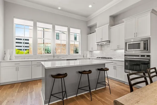 $667,900 | 5465 Patterson Court, Irving, TX 75039