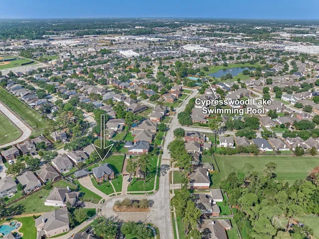 $499,000 | 707 Cypresswood Lake Court, Spring, TX 77373
