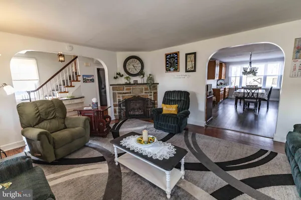 $325,000 | 31 Hershey Avenue, Paradise, PA 17562