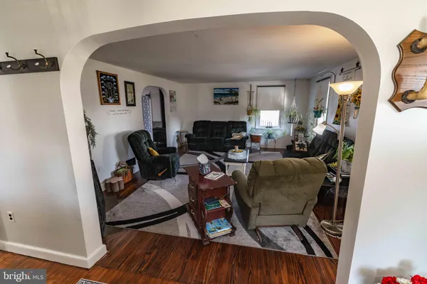 $325,000 | 31 Hershey Avenue, Paradise, PA 17562