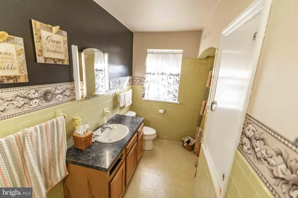 $325,000 | 31 Hershey Avenue, Paradise, PA 17562