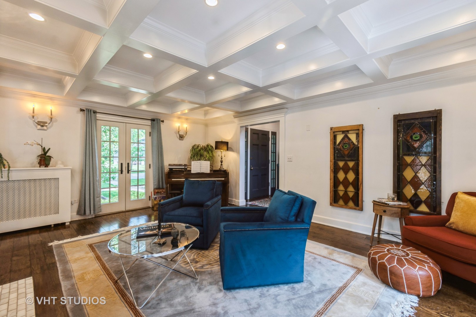 723 Gardner Road Flossmoor, IL 60422 - Photo 11 of 48 a living room with furniture and a window