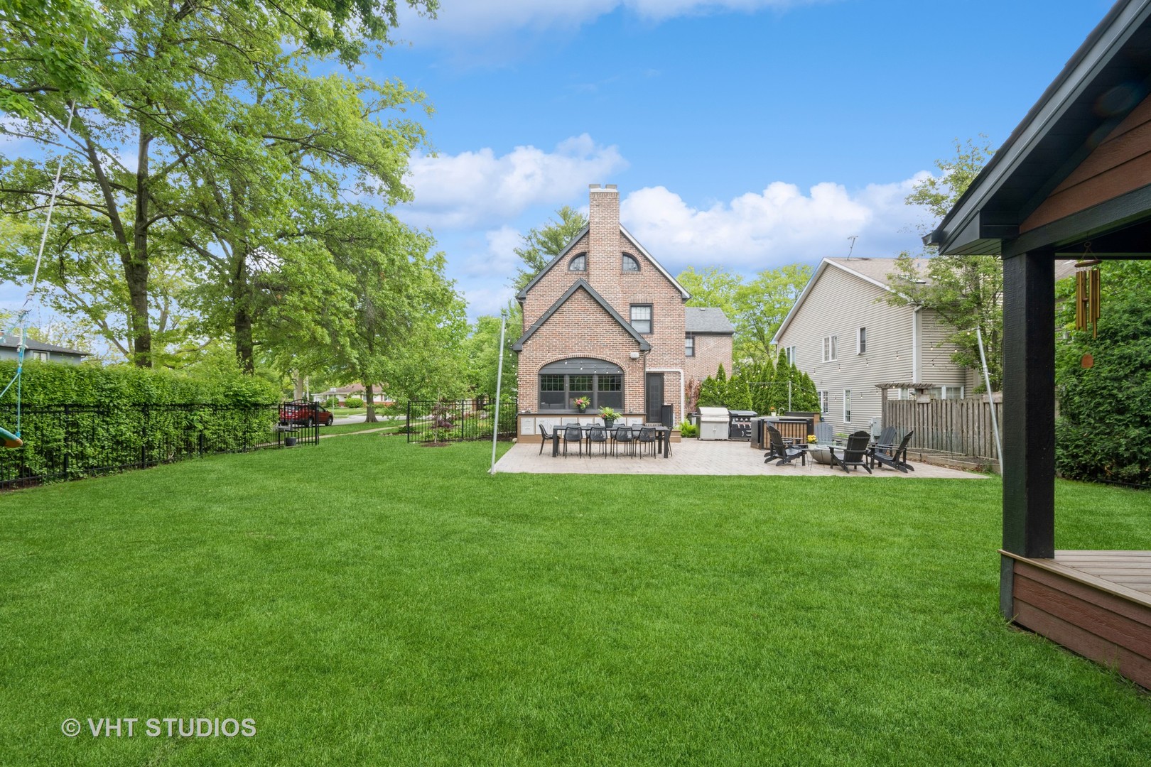 723 Gardner Road Flossmoor, IL 60422 - Photo 41 of 48 a front view of a house with garden