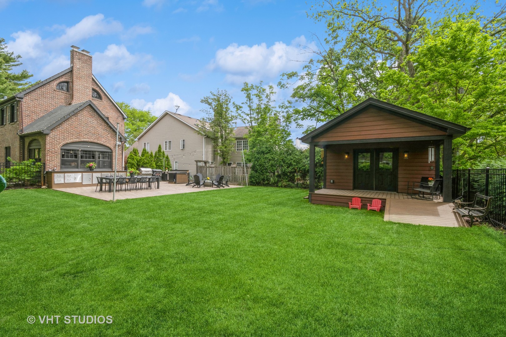 723 Gardner Road Flossmoor, IL 60422 - Photo 46 of 48 a view of a house with a yard porch and sitting area