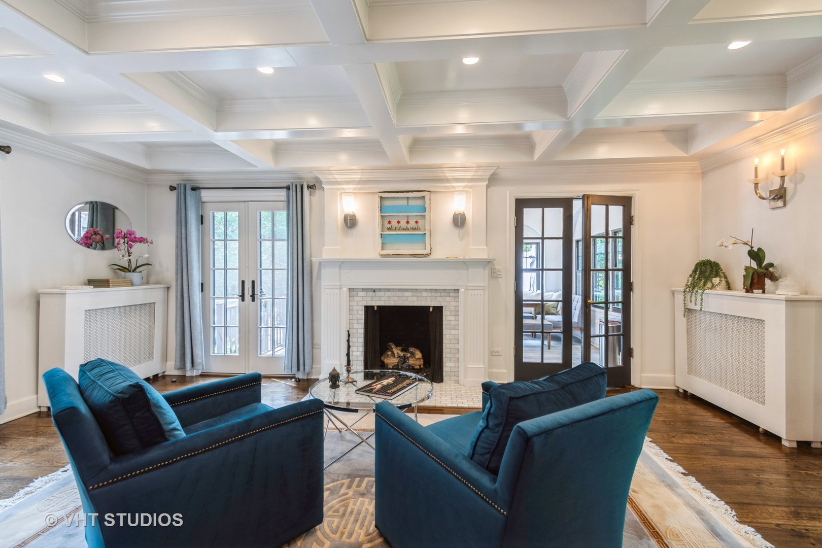 723 Gardner Road Flossmoor, IL 60422 - Photo 10 of 48 a living room with furniture and a fireplace