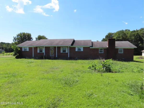 $97,500 | 641 Highway 561, Aulander, NC 27805
