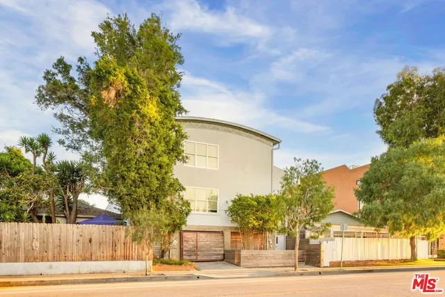 $1,395,000 | 630 Rose Avenue, Unit 5, Venice, CA 90291