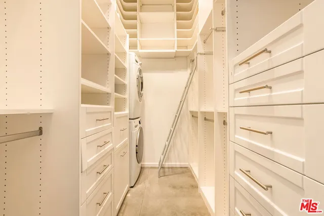 $1,395,000 | 630 Rose Avenue, Unit 5, Venice, CA 90291