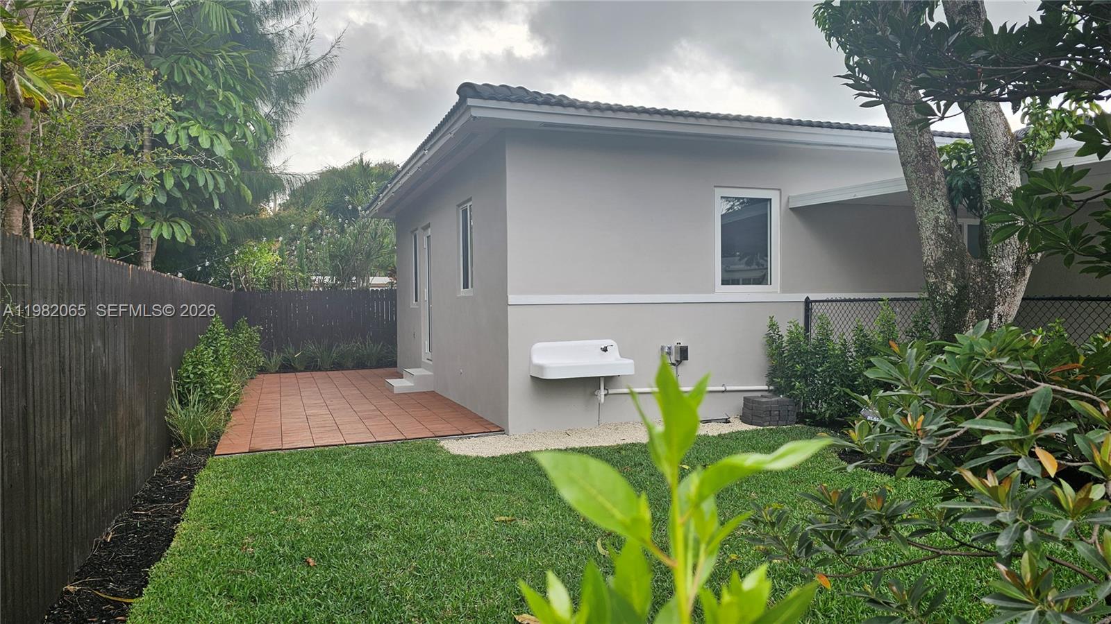 2365 Southwest 21st Avenue Miami, FL 33145 - Photo 15 of 56