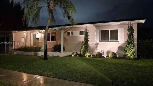 $1,465,000 | 2365 Southwest 21st Avenue, Miami, FL 33145