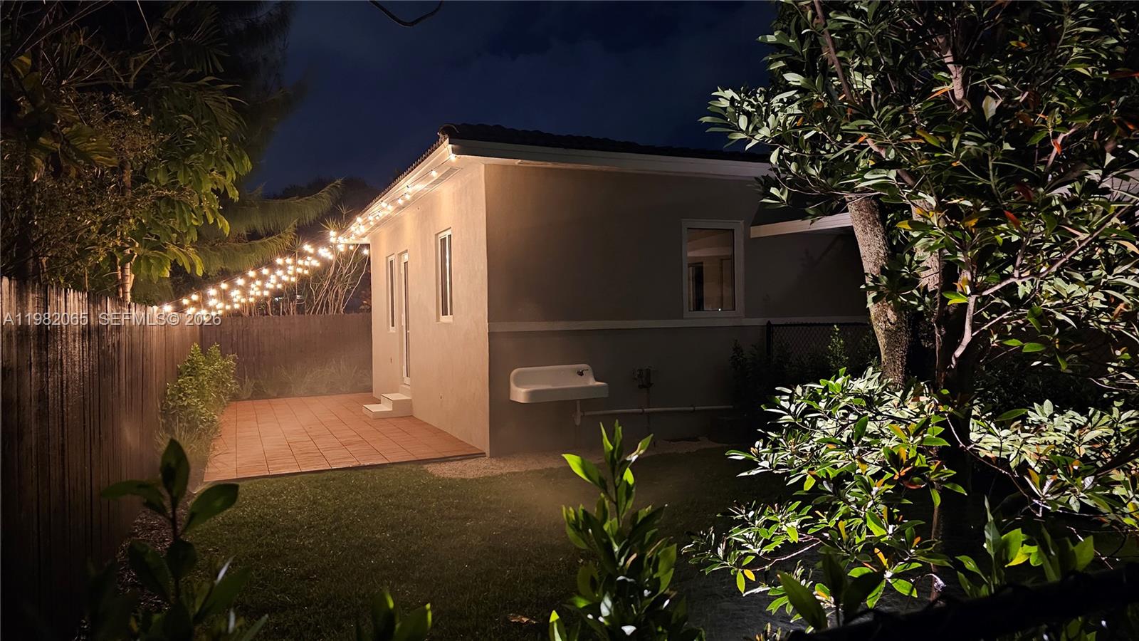 2365 Southwest 21st Avenue Miami, FL 33145 - Photo 55 of 56 a backyard of a house