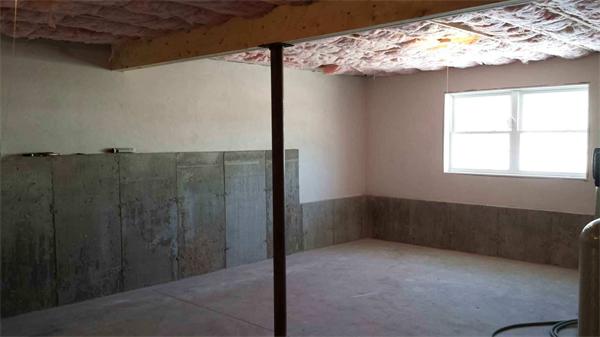 1 Tom Casey Road Spencer, MA 01562 - Photo 16 of 16 a view of an empty room with a window