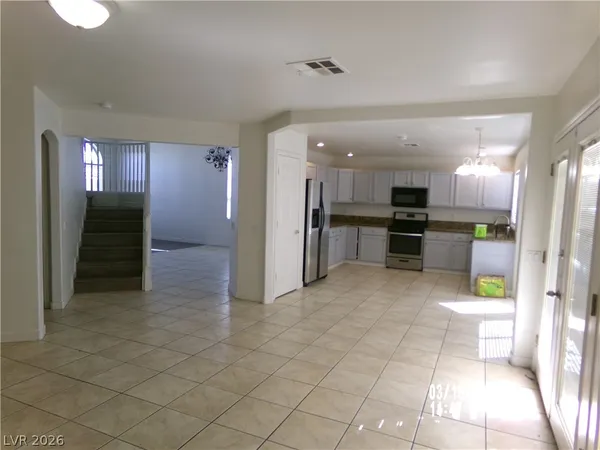 $2,599 | 8305 Sea Glen Drive, Las Vegas, NV 89128