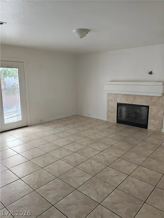 $2,599 | 8305 Sea Glen Drive, Las Vegas, NV 89128