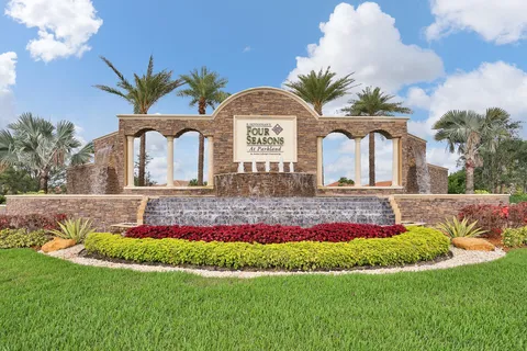 $1,088,000 | 9368 Cantal Circle East, Parkland, FL 33076