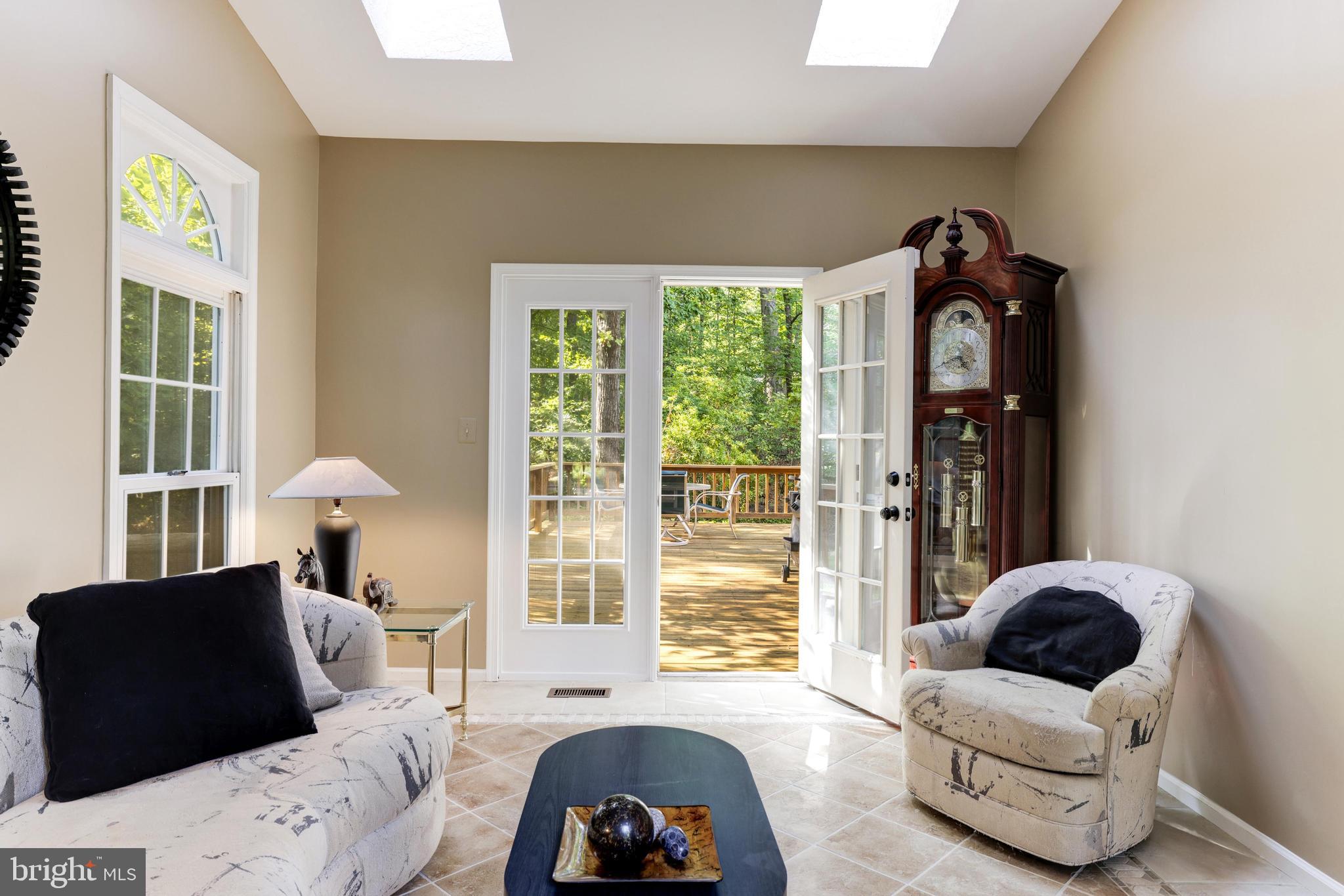 11913 State Rte 4707 Reston, VA 20191 - Photo 15 of 85 Solarium