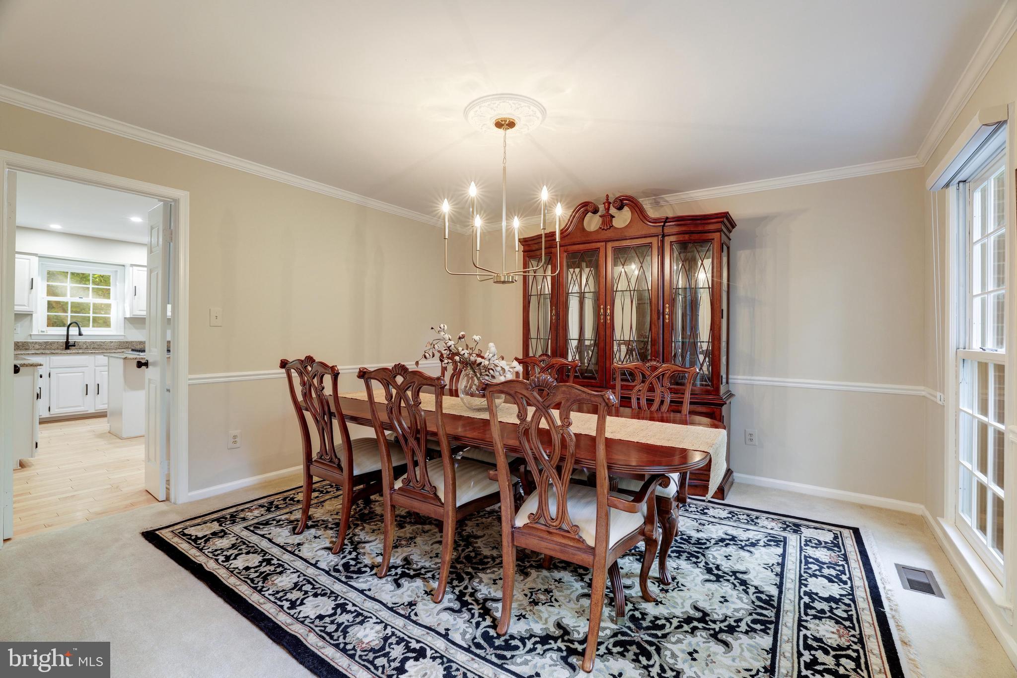 11913 State Rte 4707 Reston, VA 20191 - Photo 17 of 85 Dining Room - view into kitchen