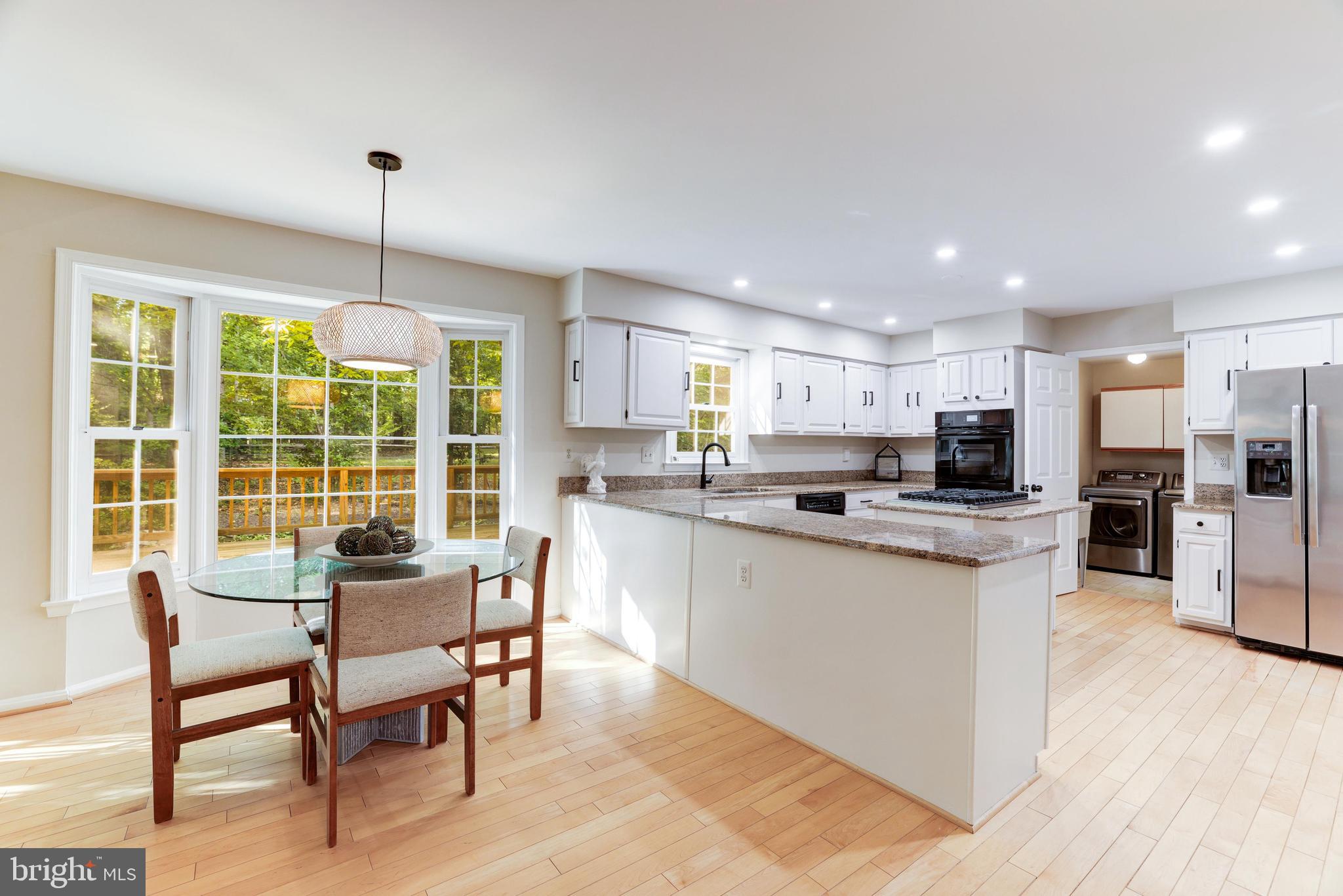 11913 State Rte 4707 Reston, VA 20191 - Photo 23 of 85 Breakfast Nook - Kitchen View