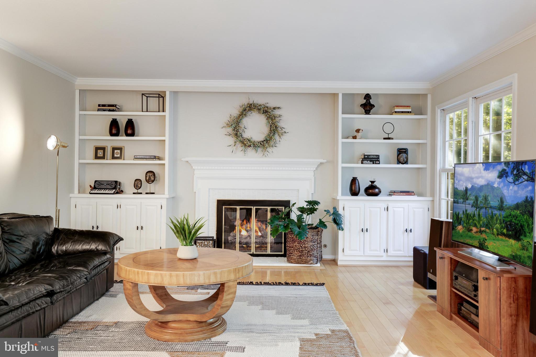 11913 State Rte 4707 Reston, VA 20191 - Photo 36 of 85 Family Room