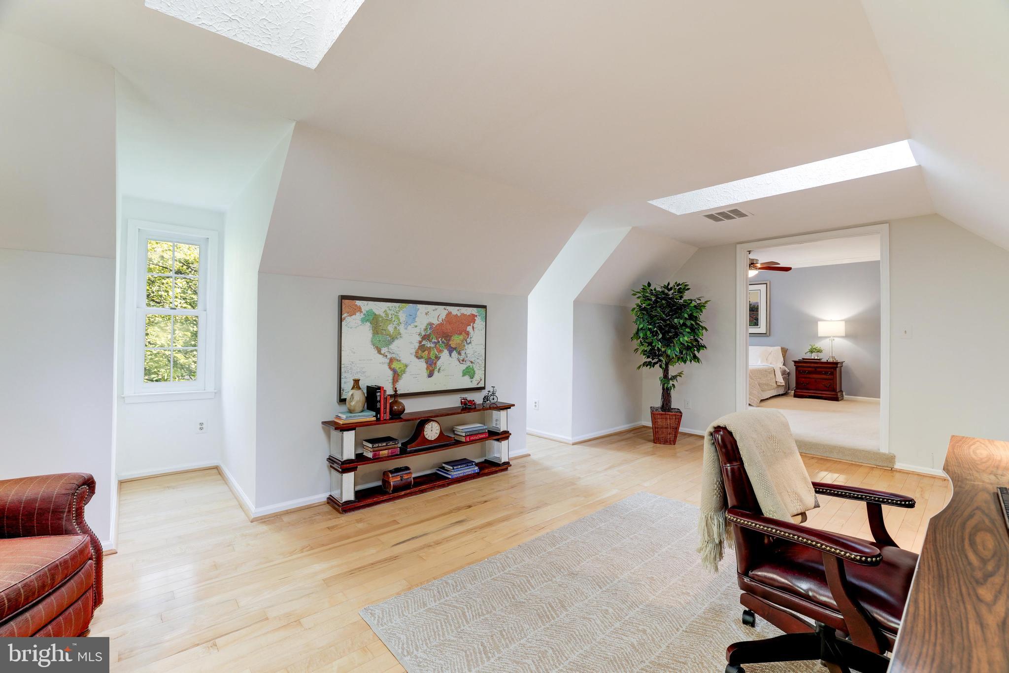 11913 State Rte 4707 Reston, VA 20191 - Photo 50 of 85 Primary Room - Office