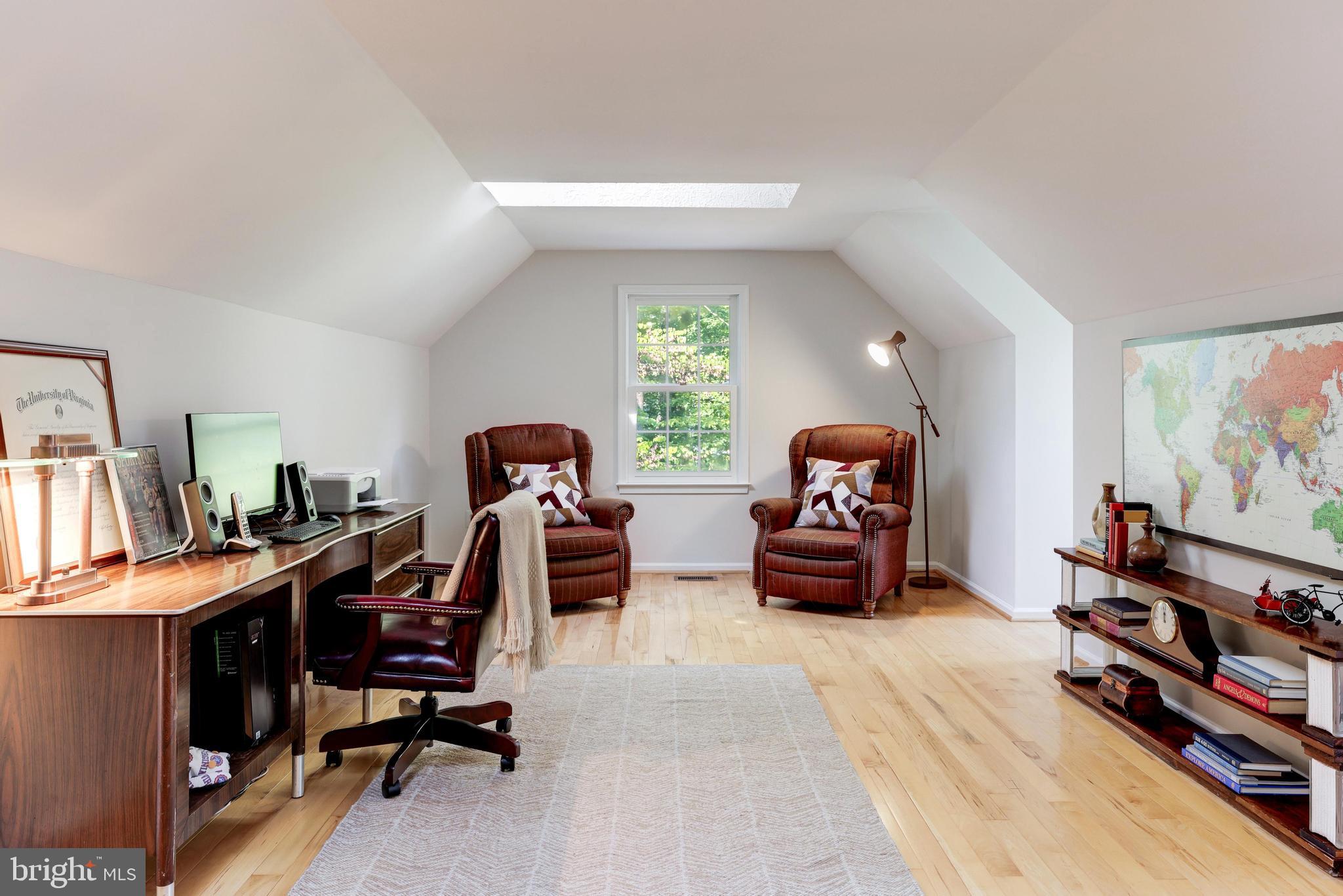 11913 State Rte 4707 Reston, VA 20191 - Photo 51 of 85 Primary Room - Office