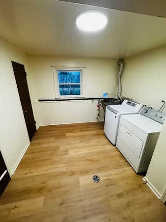 $5,500 | 1705 Central Avenue, Deerfield, IL 60015