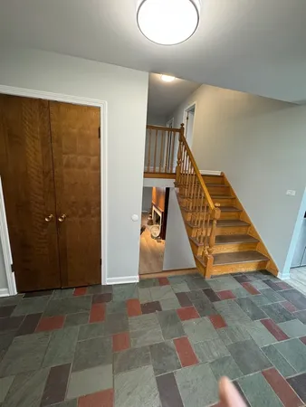 $5,500 | 1705 Central Avenue, Deerfield, IL 60015