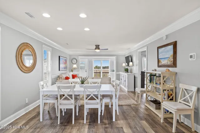 $669,000 | 127 Starfish Drive, Holden Beach, NC 28462