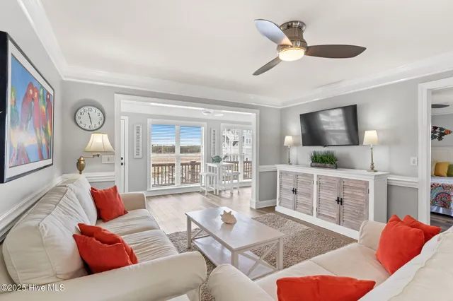 $669,000 | 127 Starfish Drive, Holden Beach, NC 28462