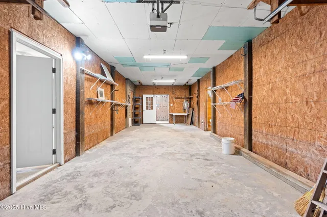 $669,000 | 127 Starfish Drive, Holden Beach, NC 28462