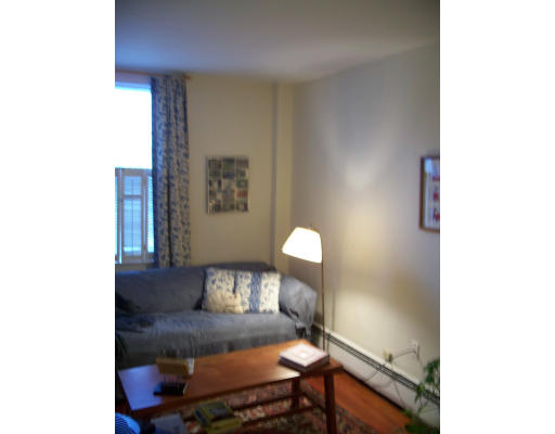 16 State Street, Unit 2 Marblehead, MA 01945 - Photo 6 of 8 Gallery Image 6