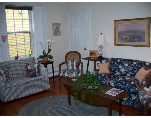 16 State Street, Unit 2 Marblehead, MA 01945 - Photo 8 of 8 Gallery Image 8