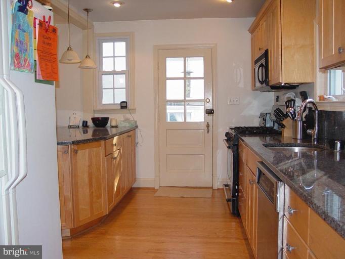 907 Kingston Road Baltimore, MD 21212 - Photo 7 of 23 Recently gutted & remodeled kitchen.