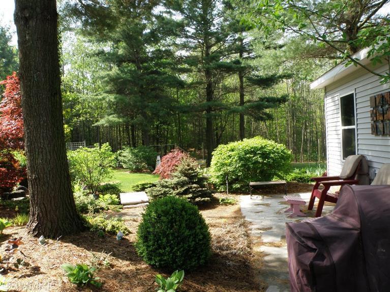 7105 West No Name Road Ludington, MI 49431 - Photo 23 of 28 Garden