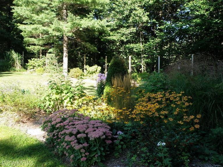 7105 West No Name Road Ludington, MI 49431 - Photo 27 of 28 Garden