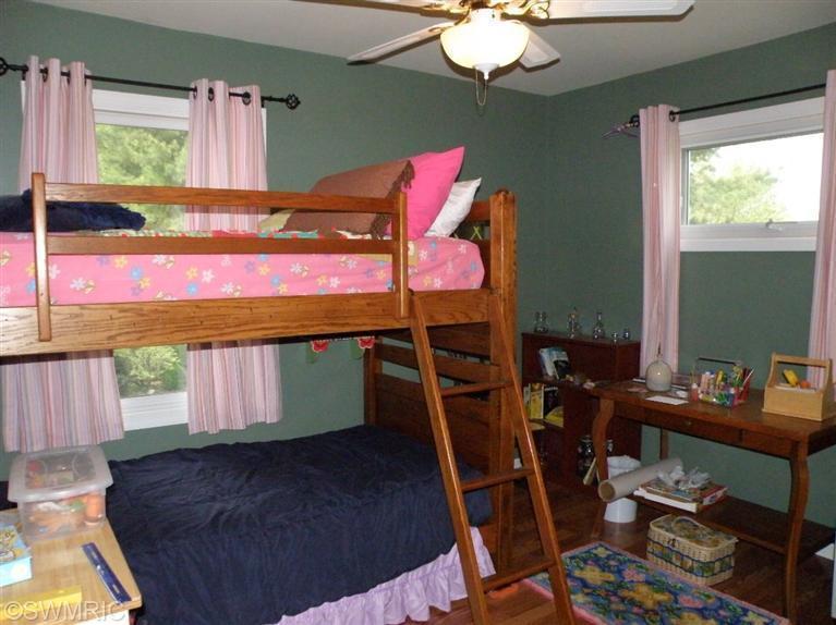 7105 West No Name Road Ludington, MI 49431 - Photo 9 of 28 2nd Bedroom